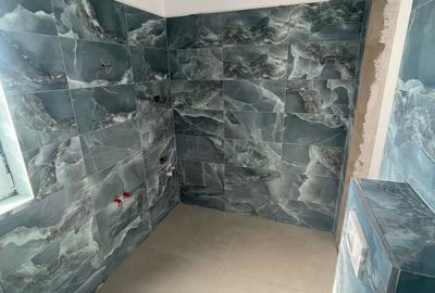 Casă cu 3 camere cu Teren 300 Mp în Bucovăț - 1