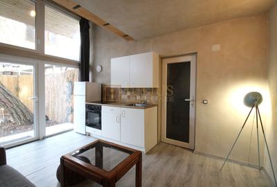 Apartament cu 2 camere nedecomandat, mobilat în Central