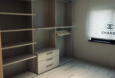 Apartament cu 3 camere în Central - 3