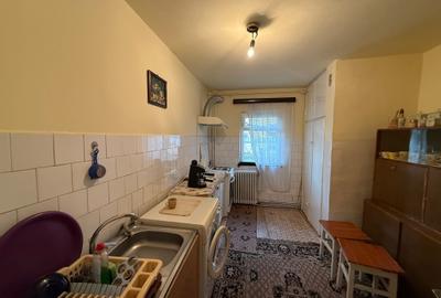 Apartament 3 camere, decomandat, parter, zona Calea Zarandului - 16