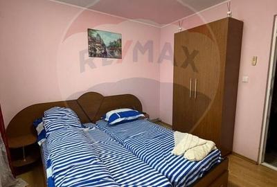 Casă cu 8 camere cu Teren 462 Mp în Central - 7