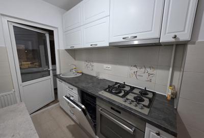 Vand apartament 3 camere decomandat Tractorul cu loc de parcare - 2