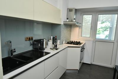 Apartament cu 3 camere decomandat în 13 Septembrie - 9