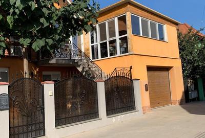 Casă cu 4 camere în Costi - 1