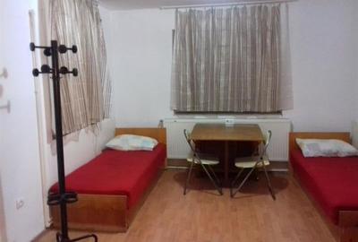 Apartament cu 2 camere semidecomandat, mobilat în Plopilor