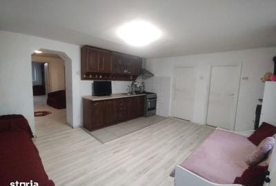 Casă cu 4 camere cu Canalizare în Central - 7