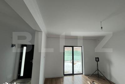 Casă cu 3 camere cu Teren 350 Mp în Miroslava - 1