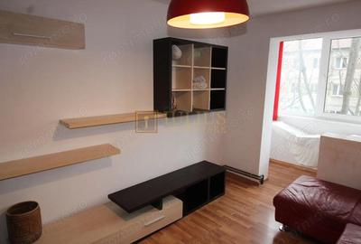 Apartament cu 3 camere semidecomandat în Torontalului - 2