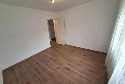 75900 euro!!! Apartament cu 2 camere decomandat Et 3 Zona Lipovei - 3