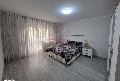 Apartament cu 4 camere semidecomandat în Central - 4