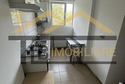 Apartament de 2 camere, decomandat, 50mp, Zona Liceului Economic - 4