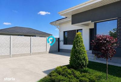 Casă cu 4 camere în Dumbrăveni - 2