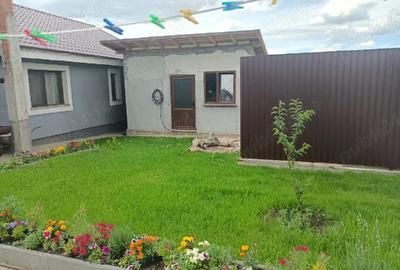 Casă cu Teren 700 Mp în Costi - 7