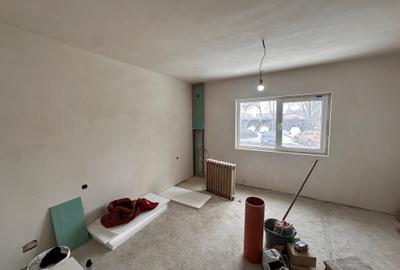 Apartament cu 3 camere semidecomandat în Doamna Ghica - 2