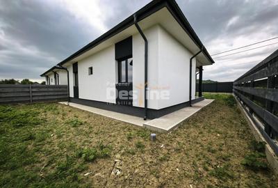 Casă individuală cu 3 camere cu Canalizare în Lunca Cetățuii - 3