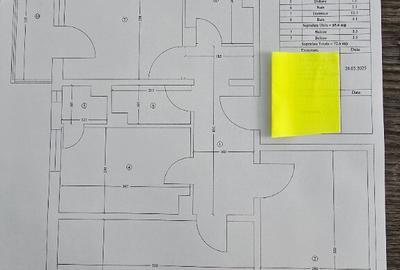 Vand Apartament 3 camere. Decomandat.