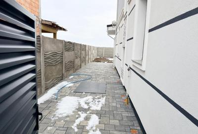 Duplex cu 5 camere cu Teren 347 Mp în Săcălaz - 2