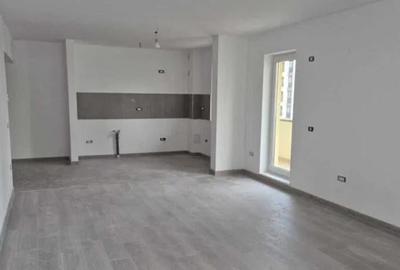 Apartament 2 camere, decomandat - zona Tractorul - 3