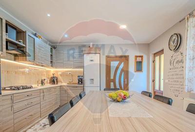 Casa DE VIS Feldioara/ Ucea/ Fagaras- DE VANZARE! - 4