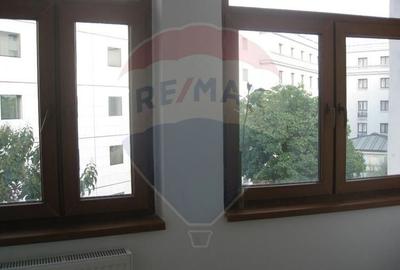 Apartament cu 6 camere decomandat, mobilat în Cișmigiu - 11