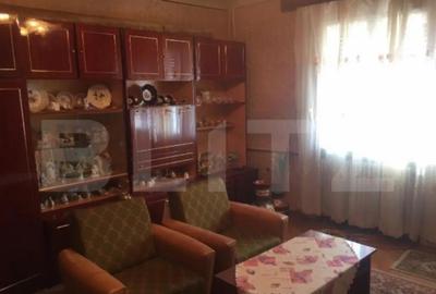 Casă cu 4 camere cu Teren 257 Mp în 14 Mai