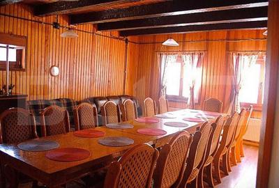 Cabana in Predeal, perfecta pentru turism 7 dormitoare - 2