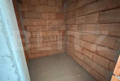 Apartament cu 2 camere semidecomandat în Dâmbul Rotund