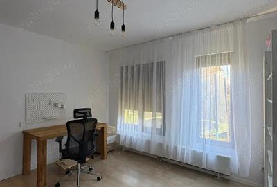 Casă cu 5 camere în Tractorul - 4