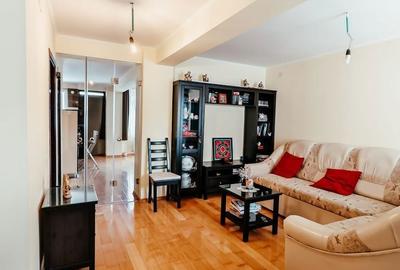 Apartament cu 4 camere în Central - 1