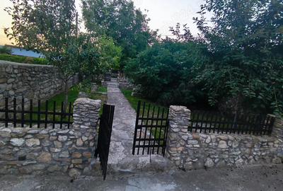 Casă cu 3 camere cu Teren 1050 Mp în Dealu Viei - 1