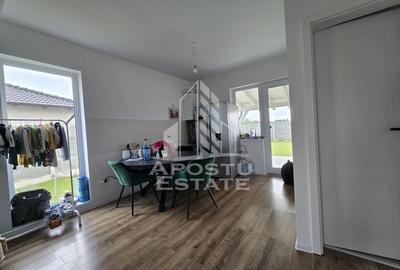 Jumatate de duplex, P+M, cu 3 camere si 2 bai, Sag - 21