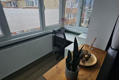 Apartament cu 3 camere decomandat în Central - 1