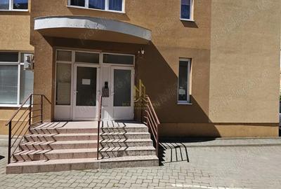 Spațiu comercial, de 90 mp, în Central - 5