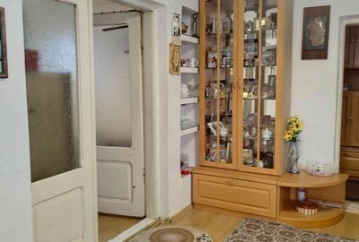 Casă cu 3 camere cu Teren 347 Mp în Central - 8