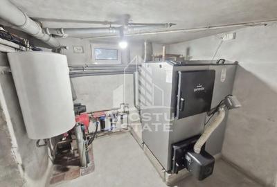 Casă cu 6 camere cu Canalizare în Pesac - 4