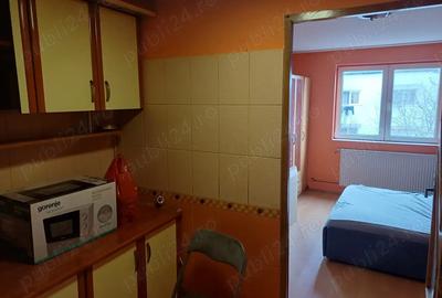 Garsonieră decomandată în Buziașului - 1