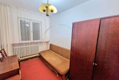 Apartament cu 3 camere semidecomandat, mobilat în Șagului - 2