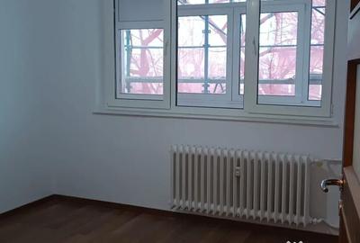 Apartament cu 2 camere semidecomandat în Berceni - 8