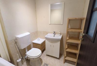 Apartament cu 2 camere decomandat, mobilat în Km 5 - 6