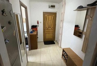 Apartament cu 2 camere semidecomandat în Spitalul Județean - 8