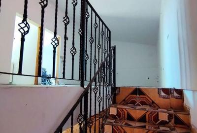 Casă cu 6 camere cu Teren 200 Mp în Rahova - 11