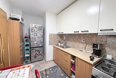 Apartament cu 3 camere decomandat în Drumul Taberei - 16