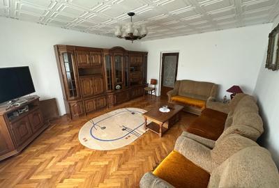 Inchiriere Apartament 3 Camere Spatios Vatra Luminoasa - 2