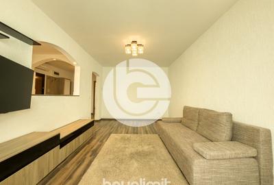 Apartament cu 4 camere decomandat, mobilat în Vasile Aaron - 2