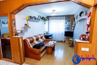 ID 3613 Apartament 3 camere pe Strada Babadag