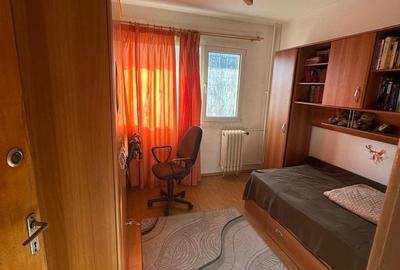 Apartament cu 4 camere decomandat în Militari - 5