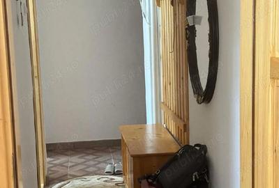 Apartament cu 3 camere semidecomandat în Horia - 1