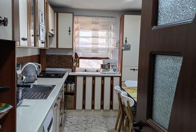 Apartament cu 4 camere decomandat în Central - 19