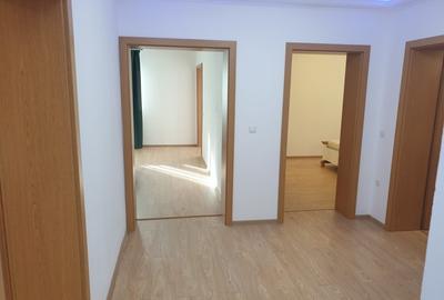Apartament cu 3 camere decomandat, mobilat în Calea Dumbrăvii - 8