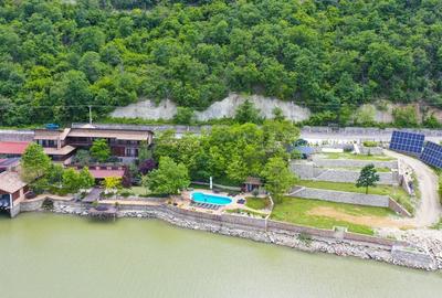 Pensiune de Lux pe Malul Dunării în Dubova - 5